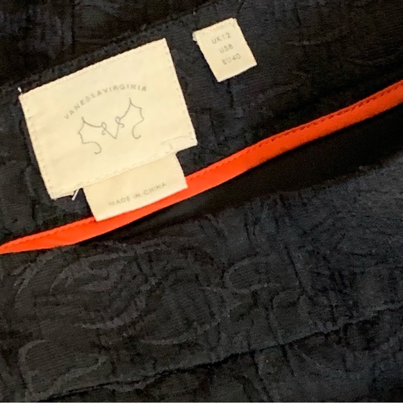 VANESSA VIRGINIA Black Floral Debossed Pencil Skirt Size 8 ANTHROPOLOGIE - Picture 7 of 9